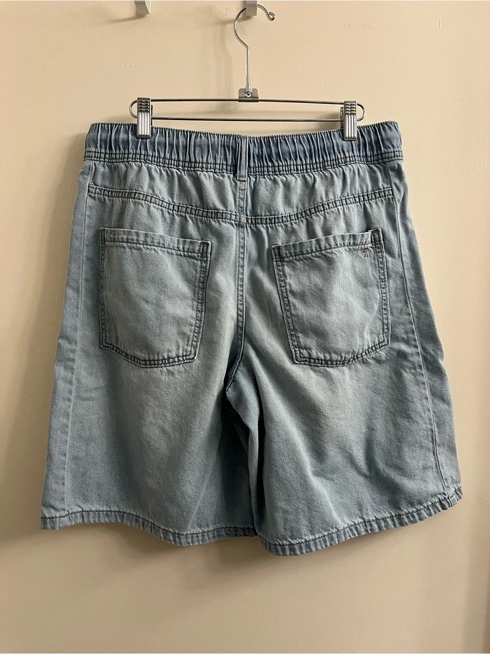 Anthropologie Pilcro Adi Pull-On Long Shorts Size Medium